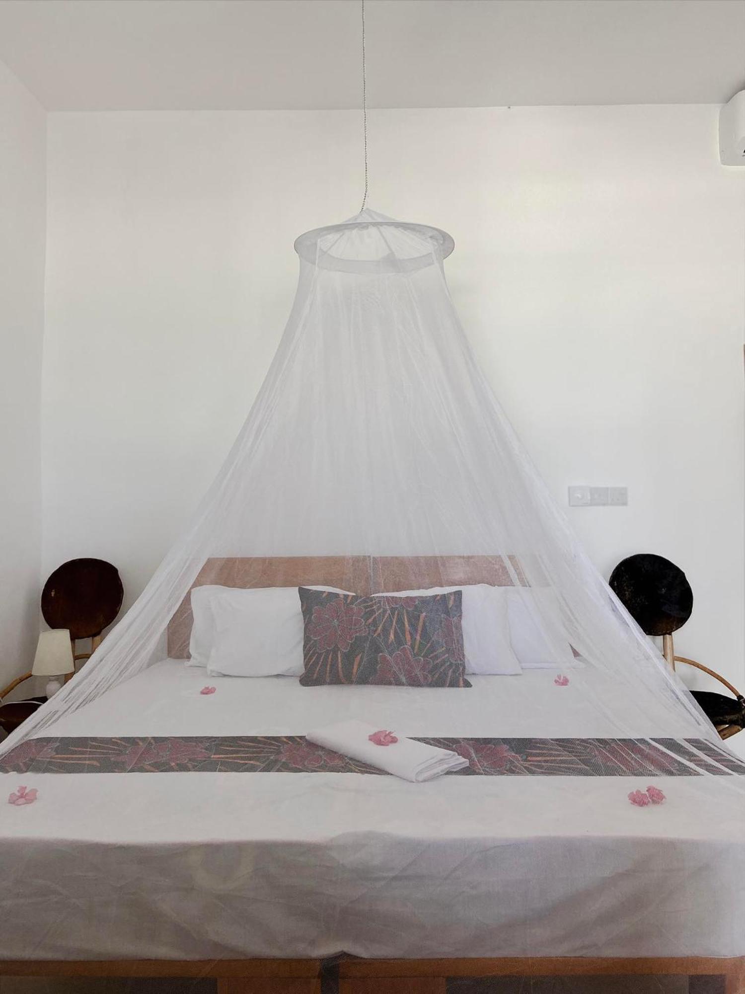 Mintaka Boutique Hotel Bwejuu Kültér fotó